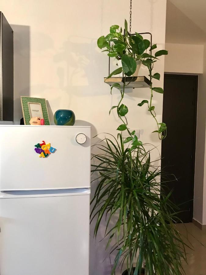 Fat Cow Apartment 101 Larnaca Buitenkant foto
