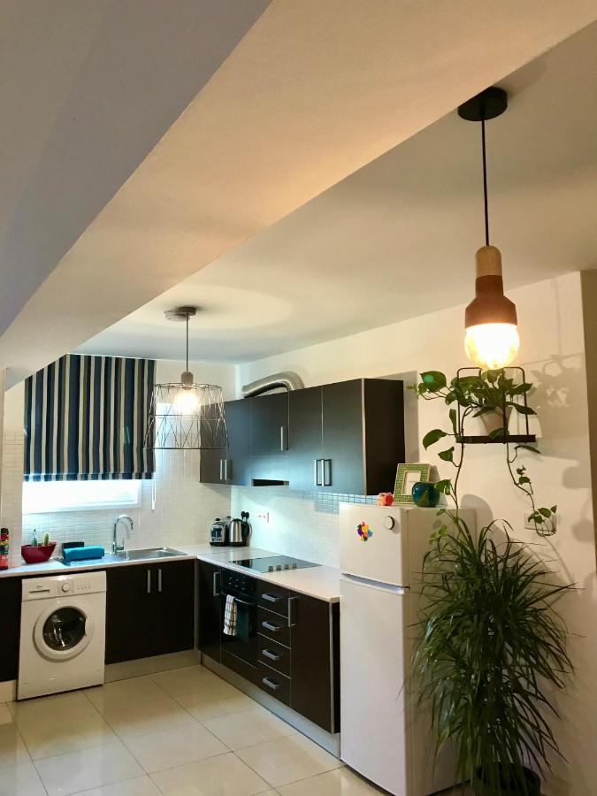 Fat Cow Apartment 101 Larnaca Buitenkant foto