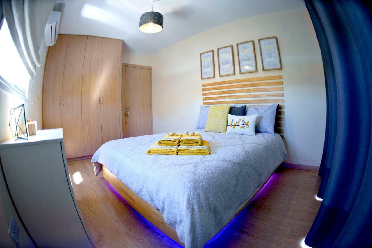 Fat Cow Apartment 101 Larnaca Buitenkant foto